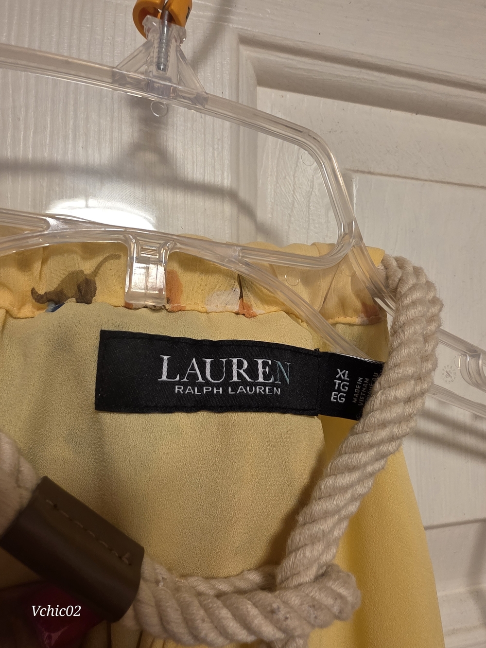 LAUREN RALPH LAUREN
Floral Crinkle Georgette Halter Top Size XL New Without Tags - Picture 7 of 14